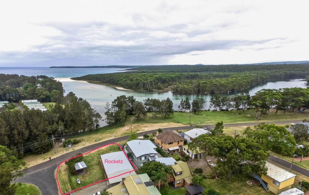 Rocketz At Berrara Beach Sussex Inlet Exterior photo